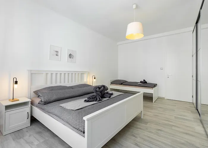 Marianska Nest *
